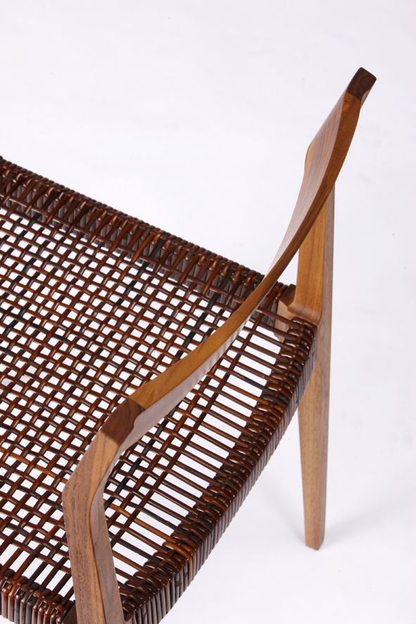 TENON  T-chair.
